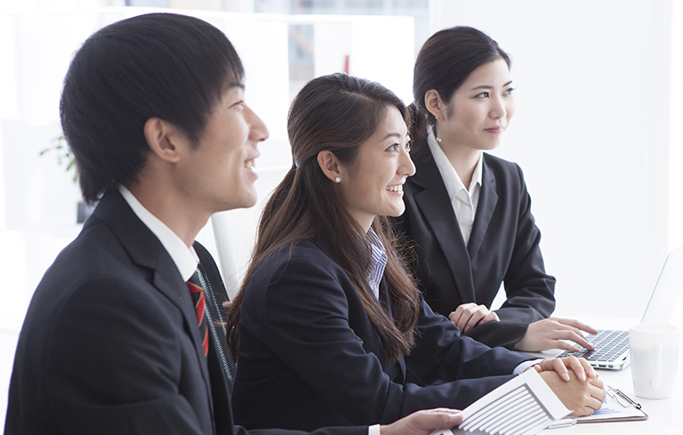 運営会社